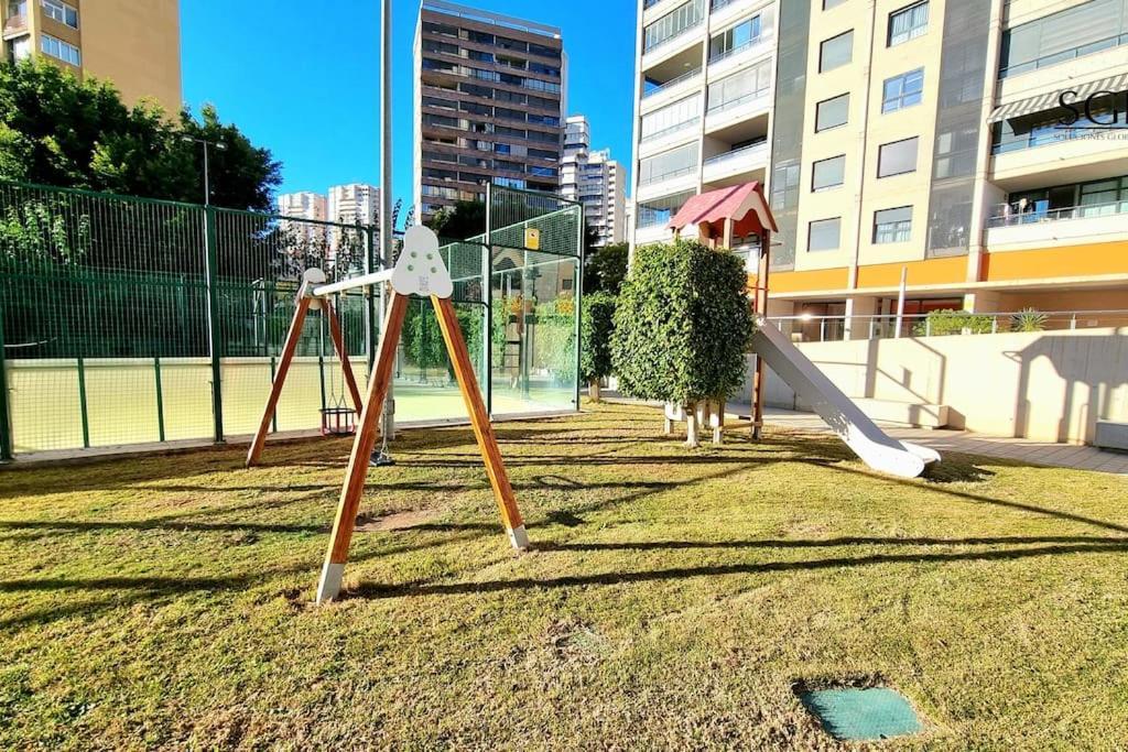 ベニドルムTerraza Chill Out! Torres D' Oboeアパートメント エクステリア 写真